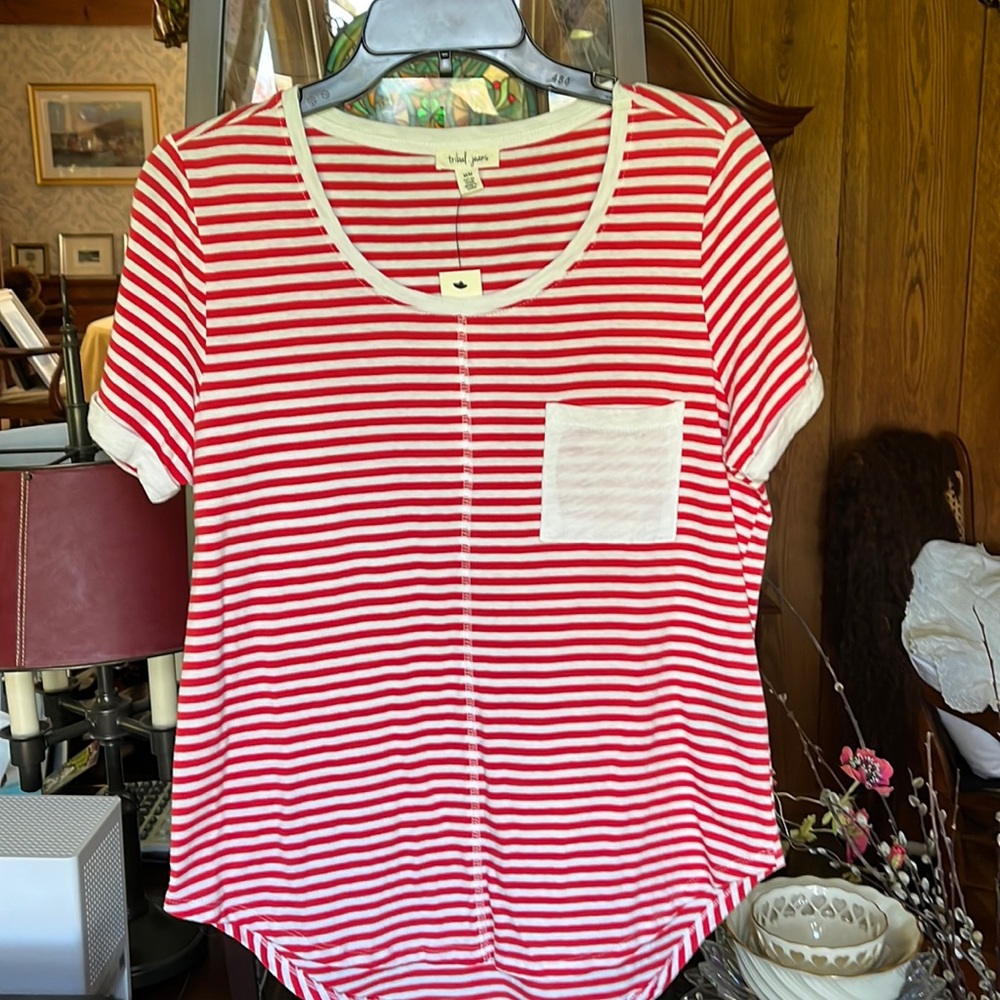 Red n white striped top